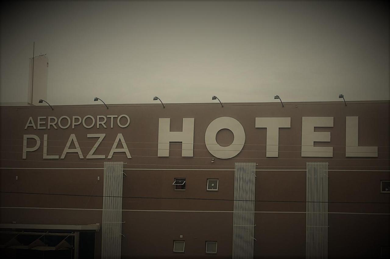 Aeroporto Plaza Hotel กัมโปกรันเด ภายนอก รูปภาพ